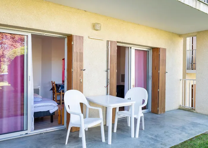 Les Mimosas - 01 * Cazaubon